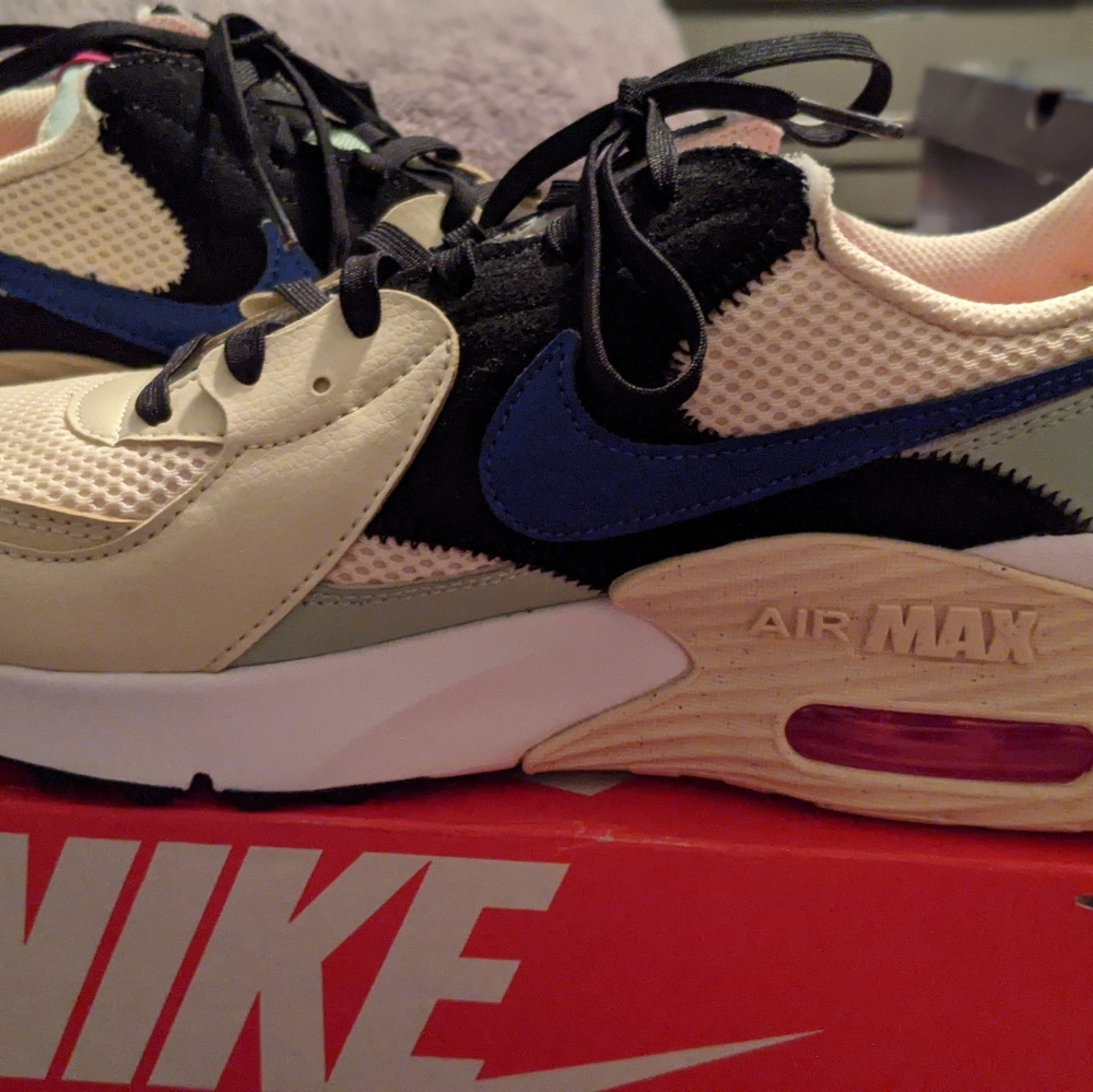Nike shoes